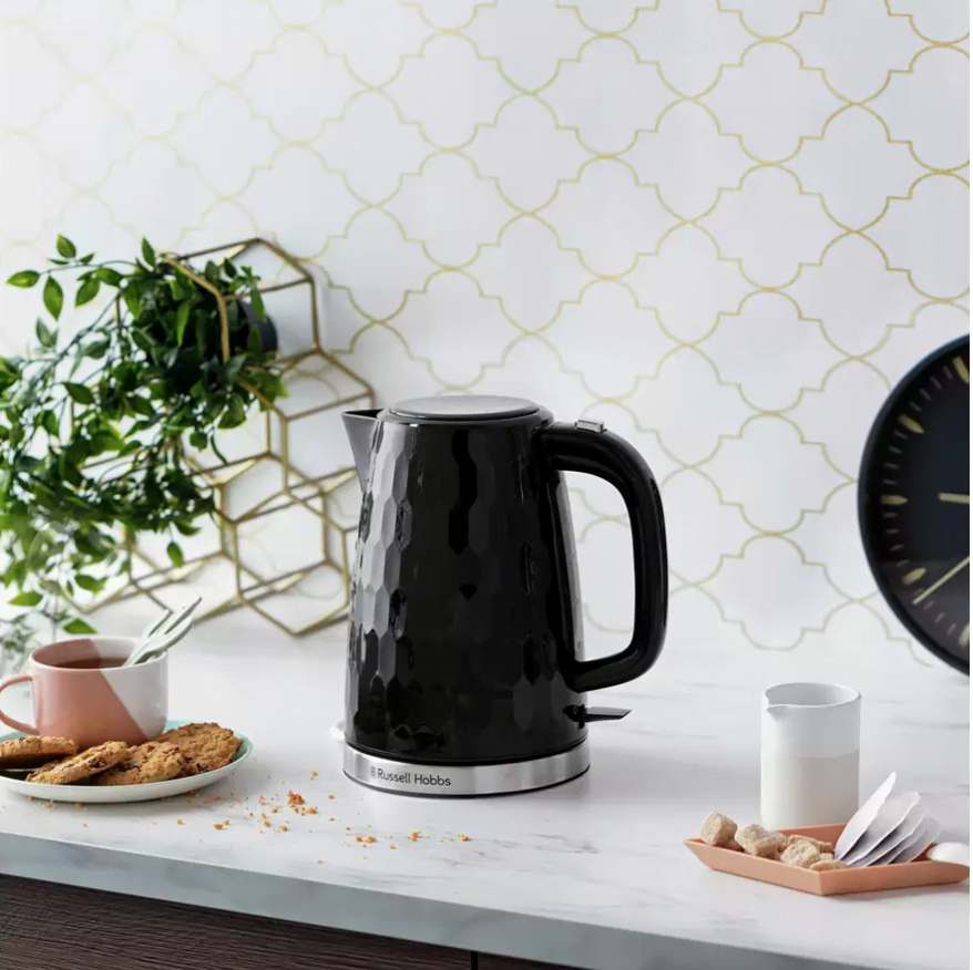 Russell Hobbs 26051 Honeycomb Plastic Kettle Black